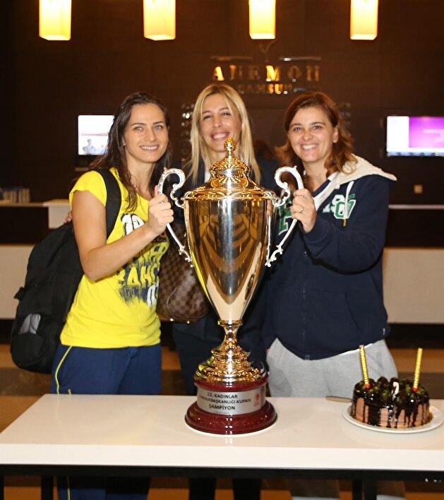 Fenerbahce celebrates President's Cup championship