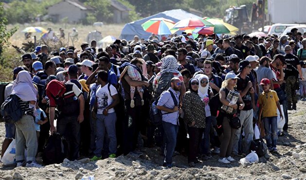 Migrants: On the thorny roads for the sake of fate