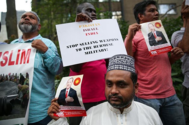 Muslim Americans protest Myanmar at UN headquarters