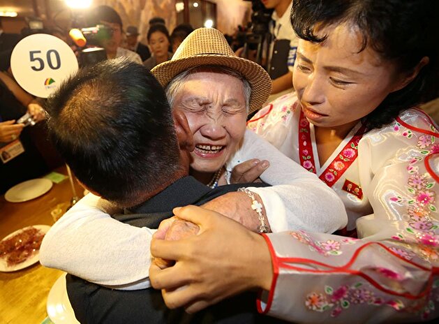 Korean families separated by war to reunite briefly after 65 years