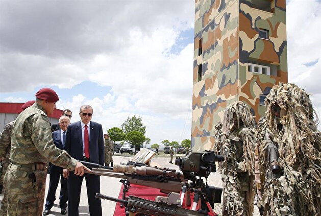 Erdoğan pays visit to Turkey's Special Task Forces
