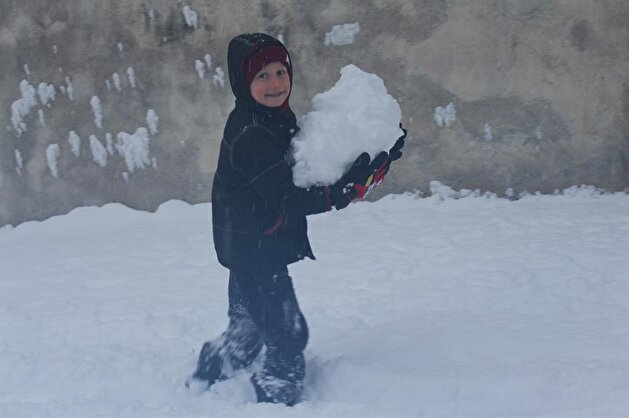 Schools closed due to snowfall in 20 Turkish provinces