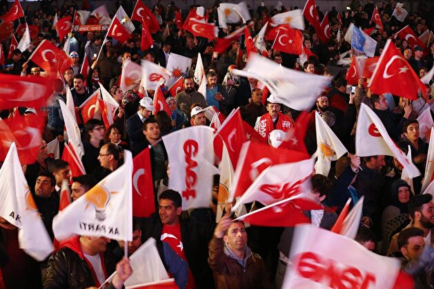 Turks celebrate nationwide after historic referendum victory