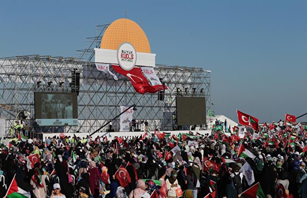Istanbulites rally against Israel's Al-Aqsa move