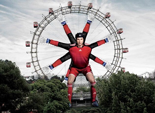 Impressive street commercials of world-famous brands