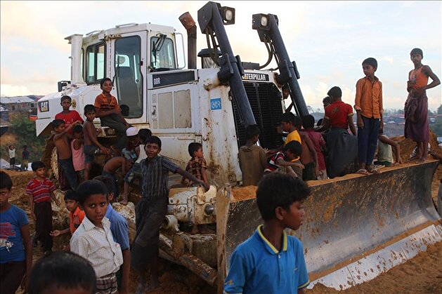 Rohingya people fled from oppression in Myanmar