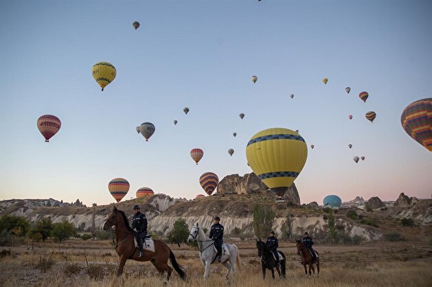 Members of Gendarmerie Horse and Dog Training Center ensure security in Nevşehir