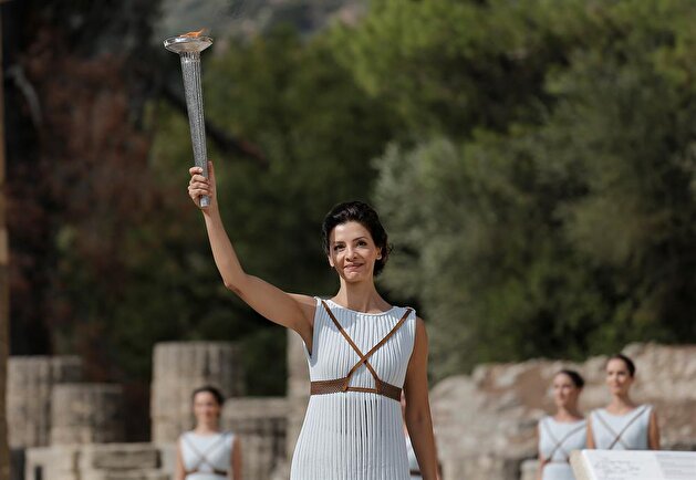 Torch lit for Pyeongchang 2018 Winter Olympics