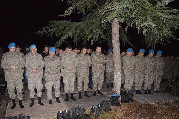 Turkey dispatches commandos to Syria's Al-Bab