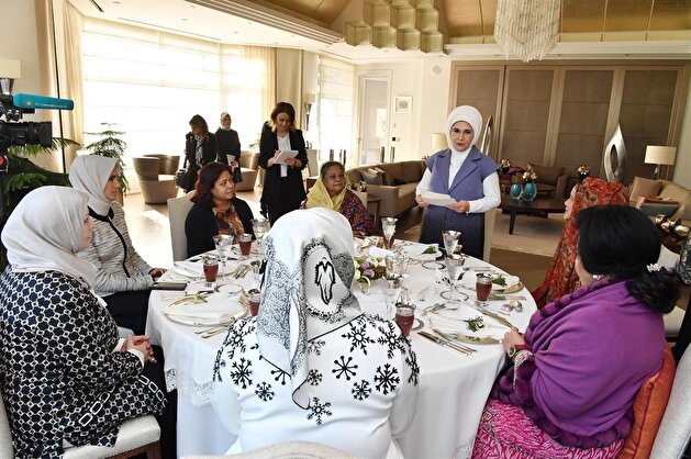 Turkey's first lady hosts luncheon for wives of leaders attending OIC summit in Istanbul