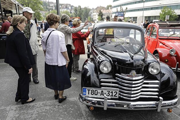 Vintage cars and motorcycles turn heads in Sarajevo