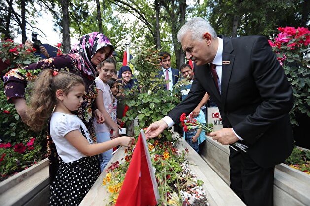 Relatives of July 15 martyrs mourn loved ones