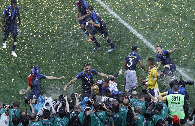 France lift second World Cup after winning classic final Ekonomi