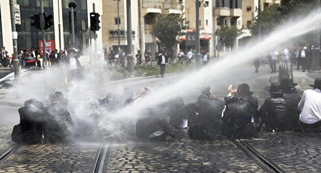 Israeli forces persecute Ultra-Orthodox Jews