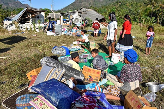Earthquake aftermath in Indonesia