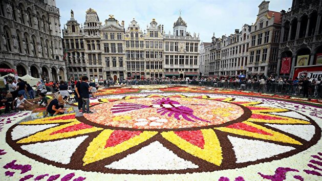 Flower Carpet laid at Grand Place Square