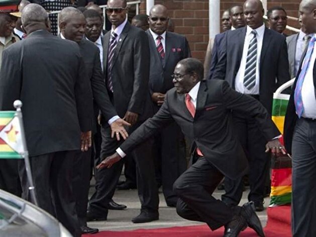 World leaders have awkward encounters too