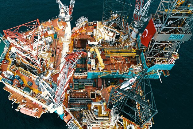 Turkey starts shallow water drilling in Med. Sea