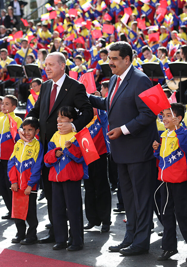 Venezuela's Maduro receives Erdoğan in Caracas