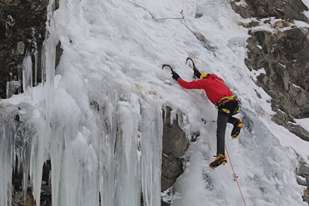 Turkey's prominent mountaineer gets ready for most dangerous peaks