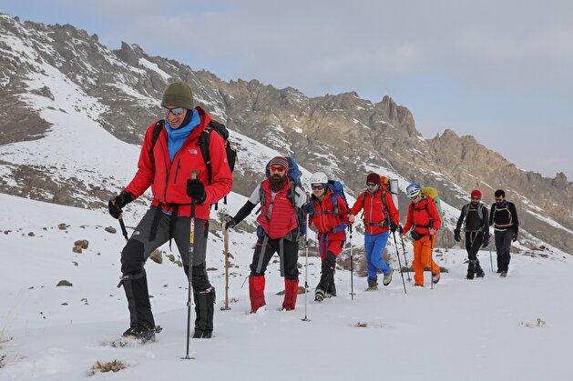 Turkey's prominent mountaineer gets ready for most dangerous peaks