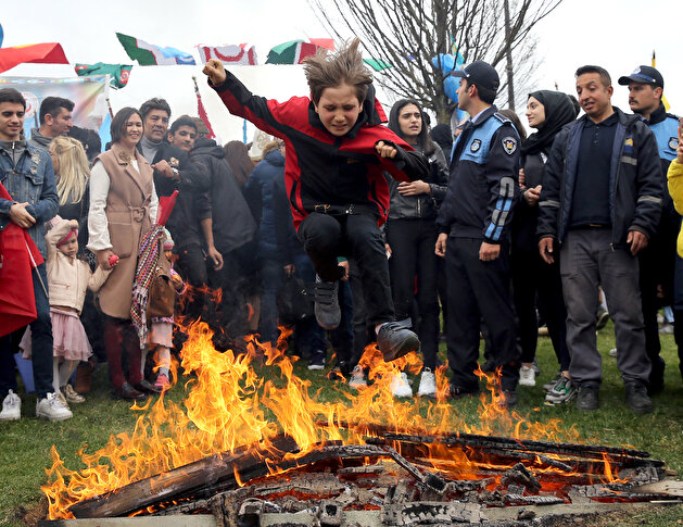 Istanbul marks Nowruz with colorful festivities