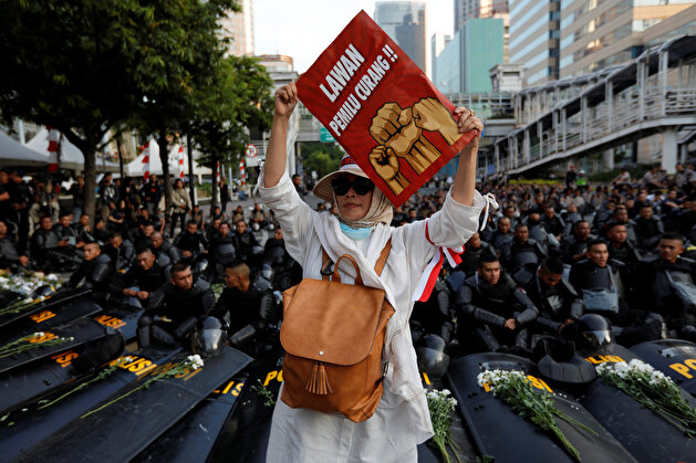 Mass rally in The Elections Supervisory Agency in Jakarta
