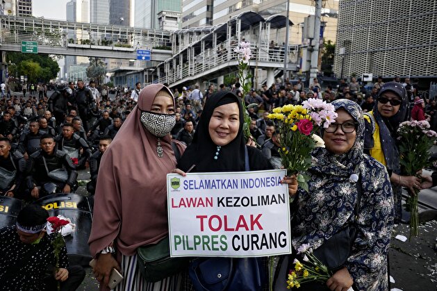 Mass rally in The Elections Supervisory Agency in Jakarta