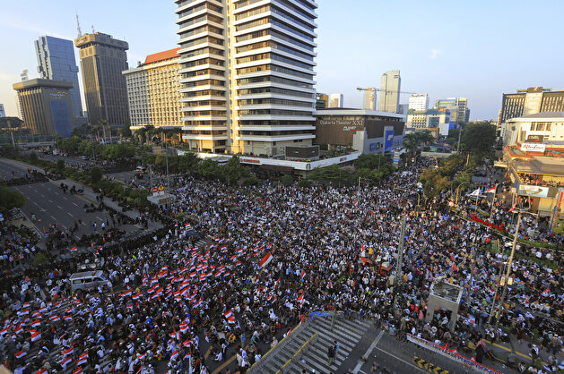 Mass rally in The Elections Supervisory Agency in Jakarta