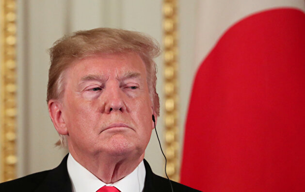 US President Donald Trump and Japan's Prime Minister Shinzo Abe hold a news conference in Tokyo