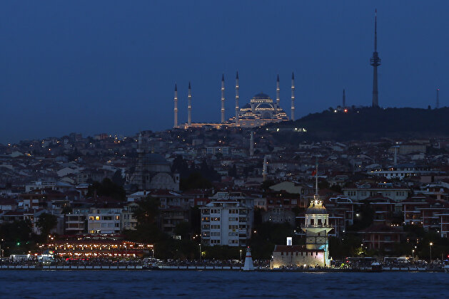 Evening hours of Istanbul