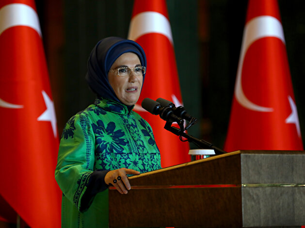 First lady of Turkey gathers with women ambassadors