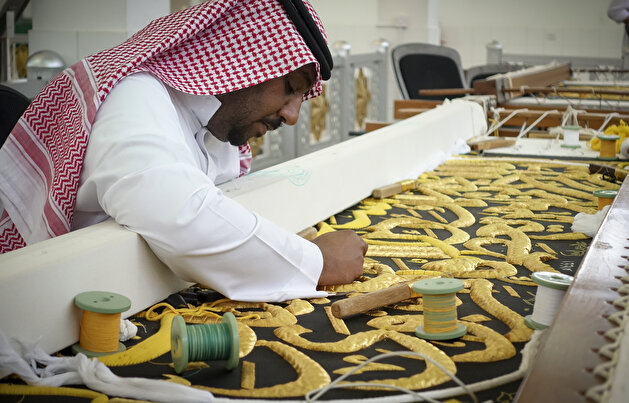 Kaaba to meet new Kiswah on the eve of Eid Al-Adha