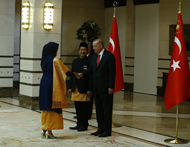 Indonesia's ambassador presents the letter of credence to Turkey's Erdoğan