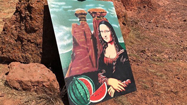 Artist paints celebrities in Turkey’s wonderland of ‘fairy chimneys’