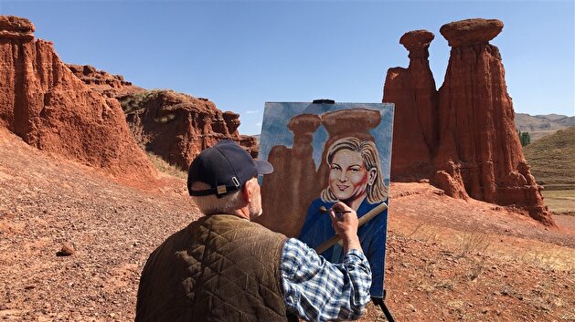Artist paints celebrities in Turkey’s wonderland of ‘fairy chimneys’