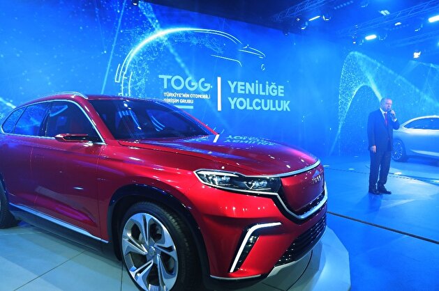 Turkey unveils prototype of first indigenous car