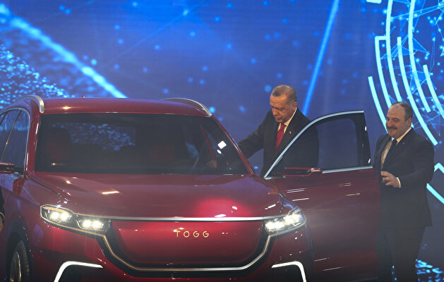Turkey unveils prototype of first indigenous car