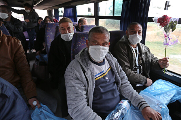 Palestinian people returns home after completing quarantine in Gaza