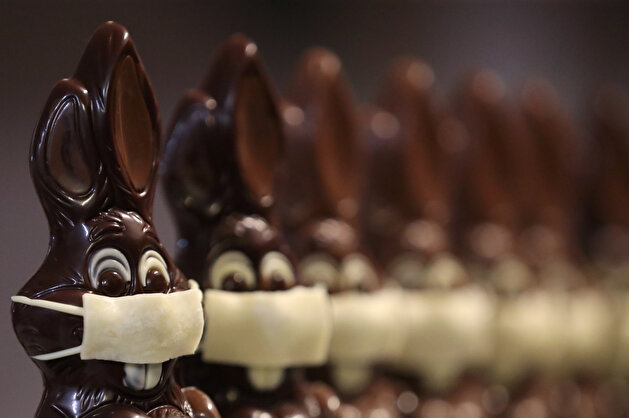 Not just people, chocolate Easter bunnies need to wear masks in Belgium too
