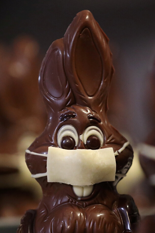 Not just people, chocolate Easter bunnies need to wear masks in Belgium too