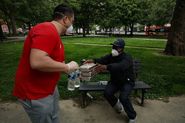 Turkish foundation donates food to homeless in Washington DC