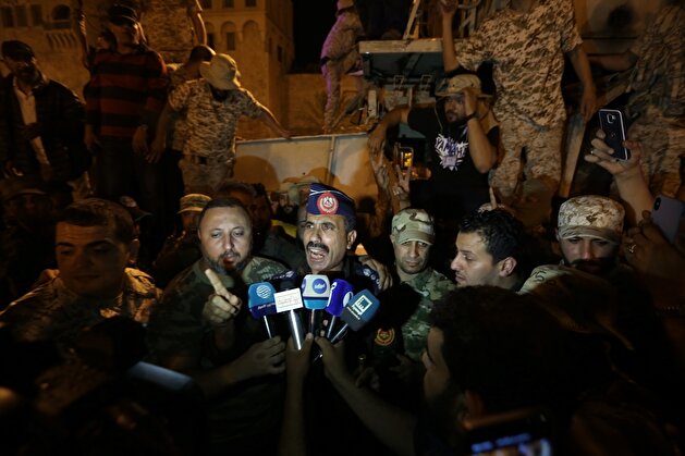 Libyan government displays destroyed air defense system used by warlord Haftar's militias