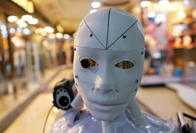 Egyptian robot conducts coronavirus tests