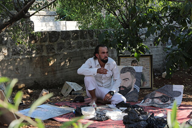Mosaic art of torture in prisons of the Assad regime