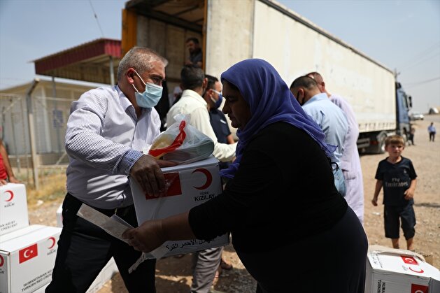Turkish Red Crescent distributes food and hygiene aid to Yazidis in Iraq's Duhok
