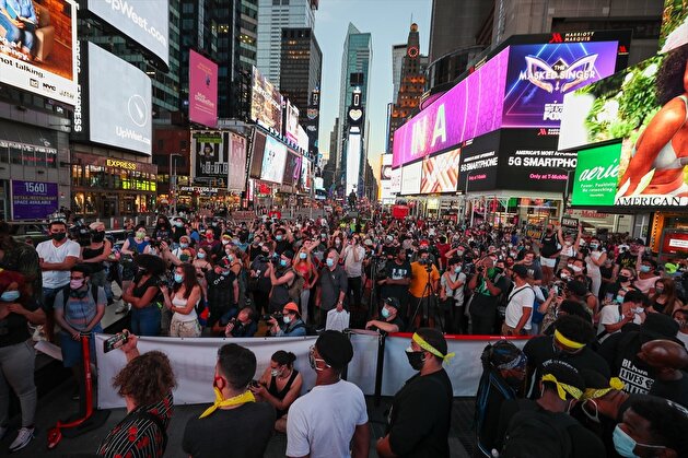 Trump protest at Times Square and Trump Tower in NYC