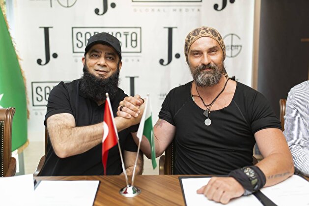 Ertugrul heartthrobs Turgut Alp, Bamsi Alp become fragrance ambassadors for Pakistani brand