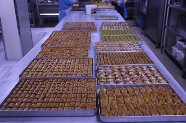 Bakers, cakes and baklava: Mouthwatering Ramadan delights in Turkey