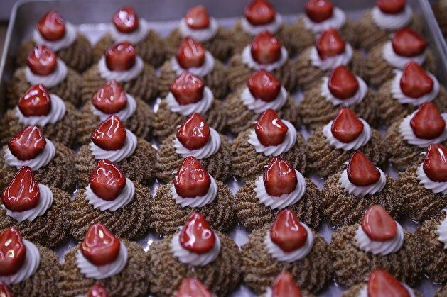 Bakers, cakes and baklava: Mouthwatering Ramadan delights in Turkey